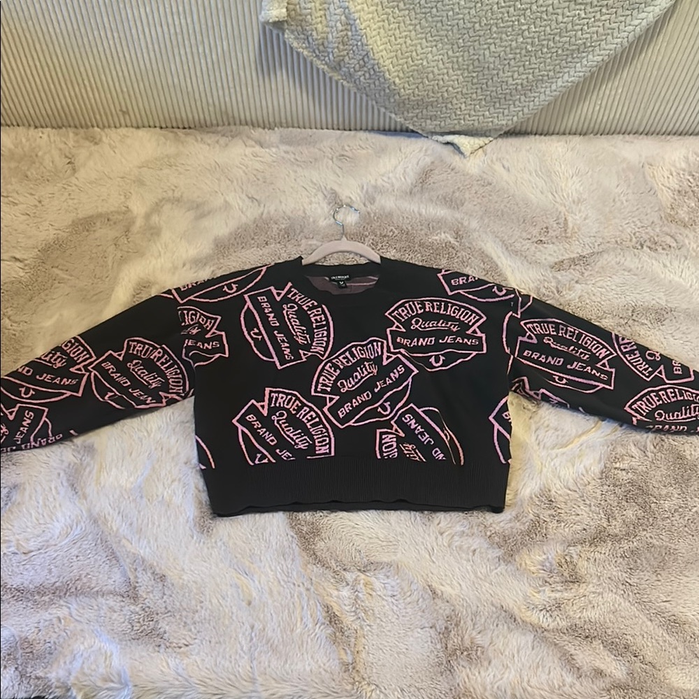 True Religion Women's Black and Pink Sweater